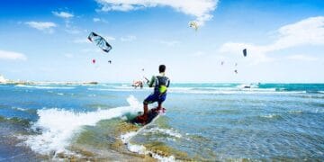 Essaouira accueille le Championnat du Maroc de Kitesurf Strapless