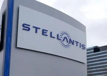 Stellantis finalise l’acquisition d’AXA Crédit