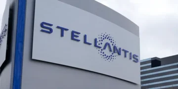Stellantis finalise l’acquisition d’AXA Crédit