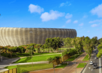 Le prince Moulay El Hassan inaugure le stade Prince Moulay Abdellah