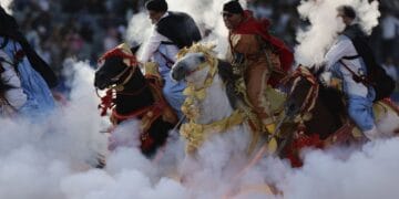 Salon du cheval: compétition, beauté et traditions (images)