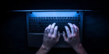 Étude: Le Dark web attire les travailleurs licenciés et les meilleurs talents