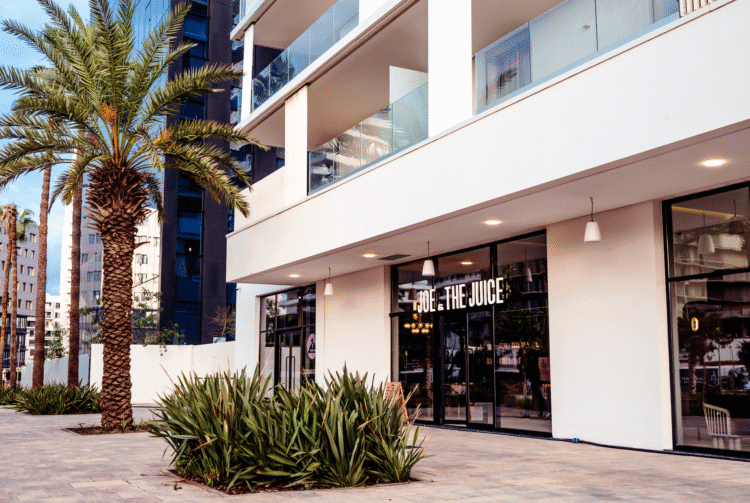 Joe & The Juice Casablanca