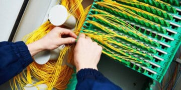 Inauguration d’une unité de production de câbles à fibre optique à Berrechid