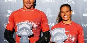 Lilias Tebbai et Teva-Bouchgua surf Maroc